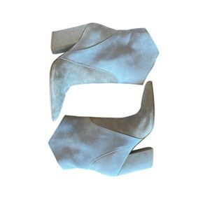 Dolce Vita Nestly Taupe suede boot